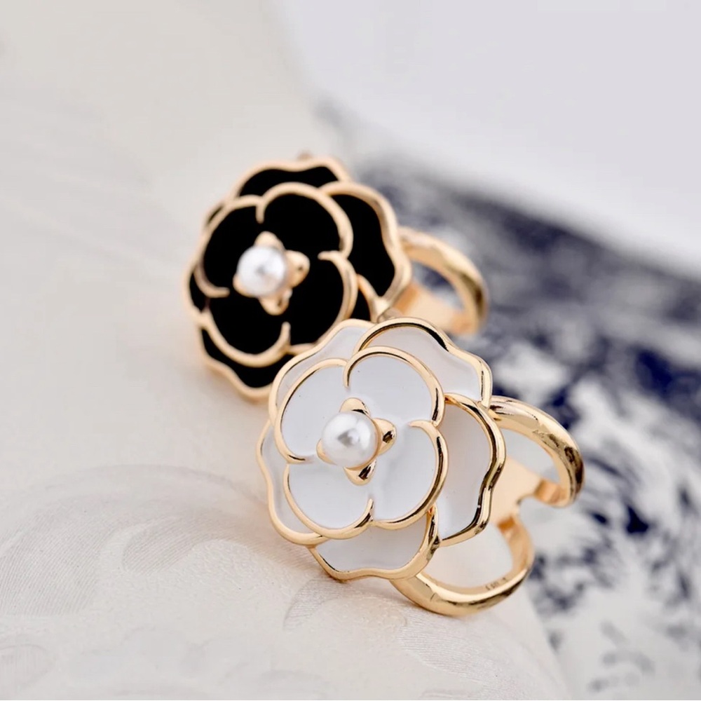 Camellia Scarf Pin Women - Picture 4 of 12